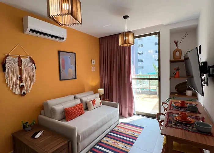 Charmoso Flat Com Varandao Em Tambau